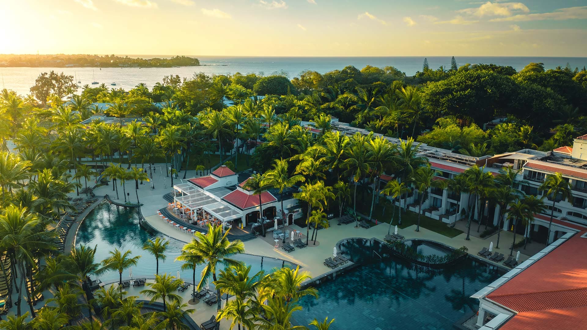Mauricia Beachcomber Resort & Spa