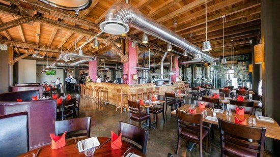 The Oak Bar & Grill